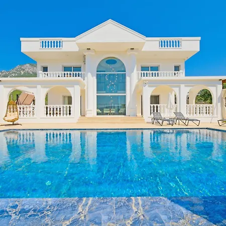 La Blanche Villa